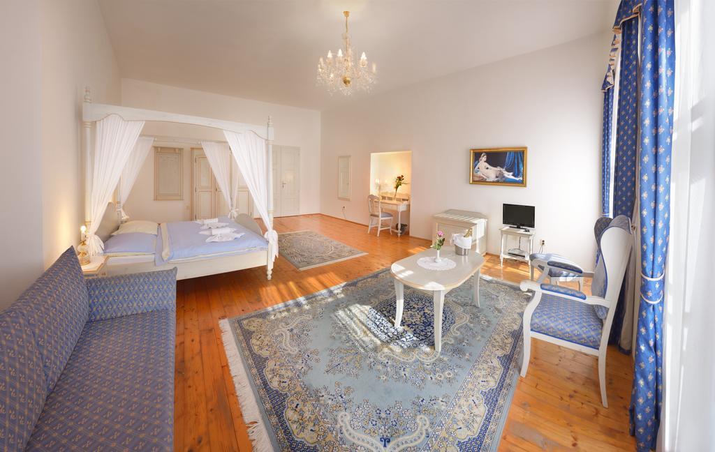 Hotel Ruze Rožmberk nad Vltavou Pokój zdjęcie