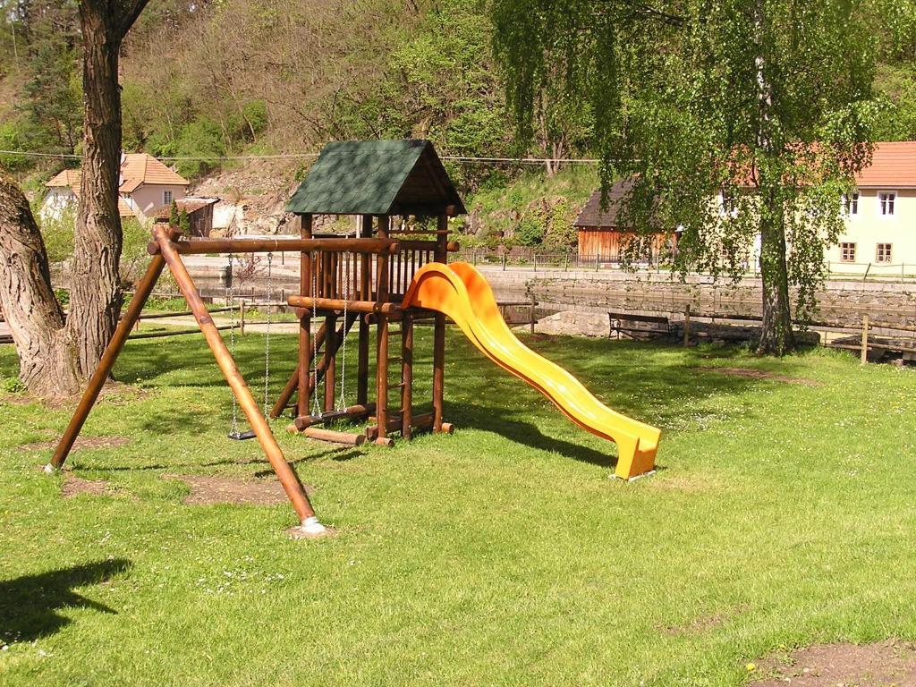 Hotel Ruze Rožmberk nad Vltavou Zewnętrze zdjęcie